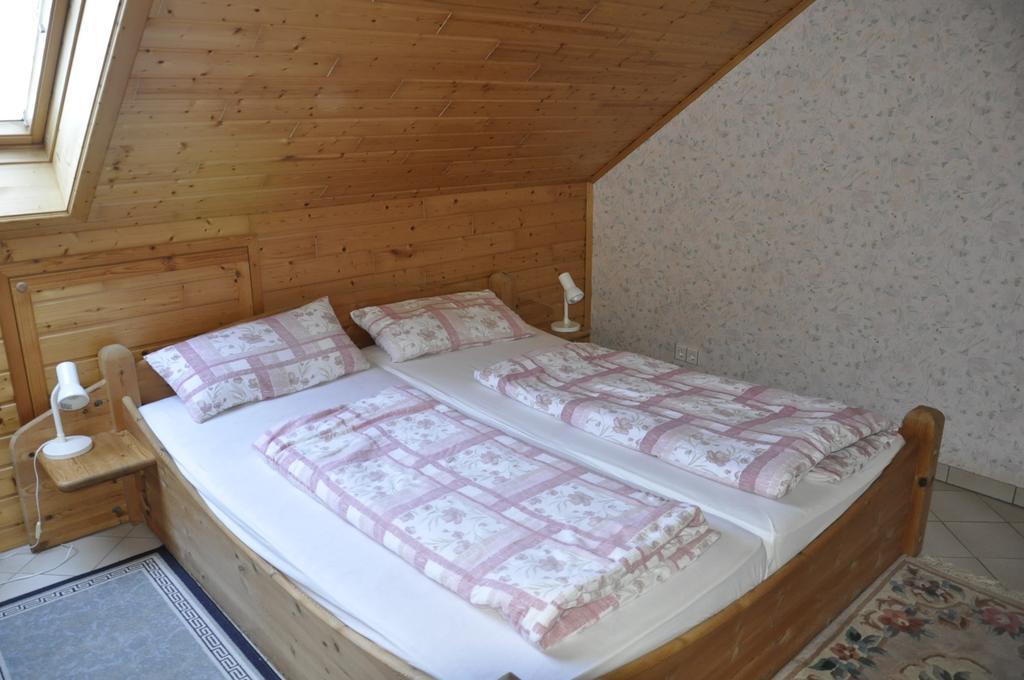 Ferienwohnung Anna Scheid Келберг Екстериор снимка